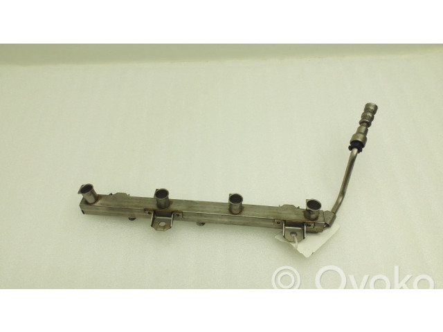 Топливная рампа 7530420, 7526892 BMW Z4 E85 E86 2.0 для двигателя N46b20b