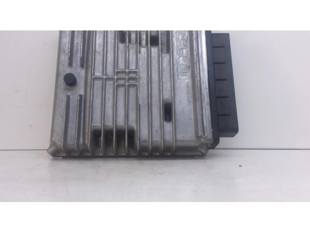 Блок управления двигателя 3M5112A650LB, 12240250   Ford Focus