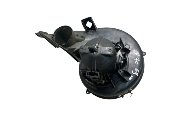 Вентилятор печки       Volvo V70