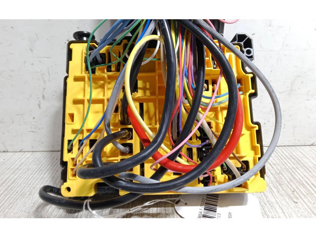 Pojistková skříňka Řídící jednotka BSM    Opel Corsa F 2021