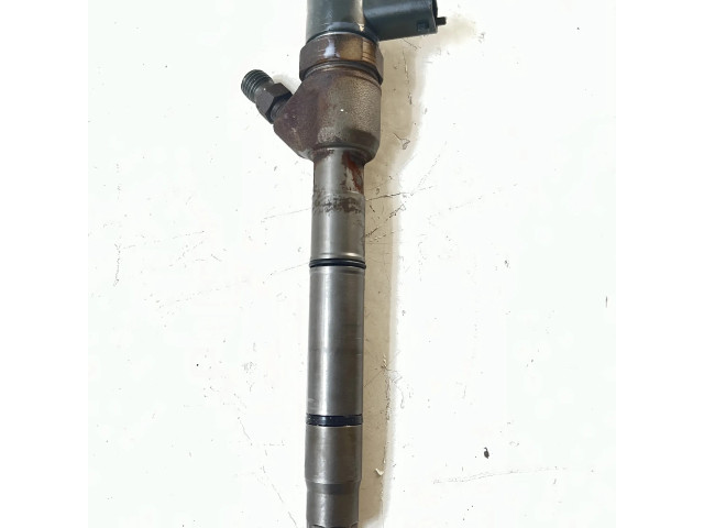Vstřikovač 0445110320, 338002A900   Hyundai i30  pro naftový motor 1.6  