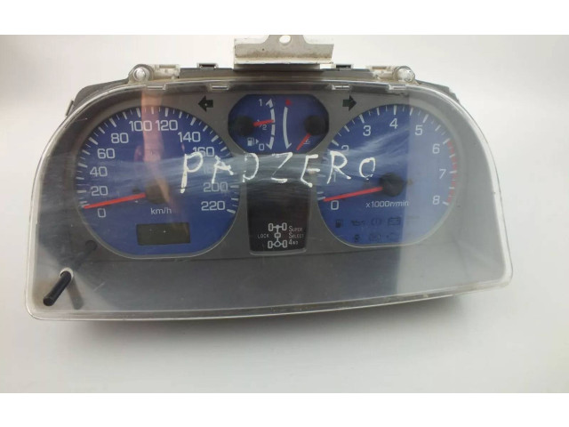 Панель приборов MR532360 Mitsubishi Pajero Pinin