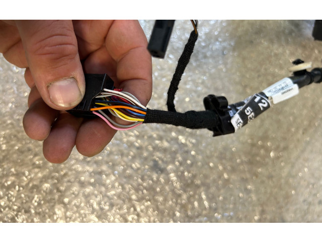 Зеркало электрическое Skoda Octavia Mk4 2019 - года