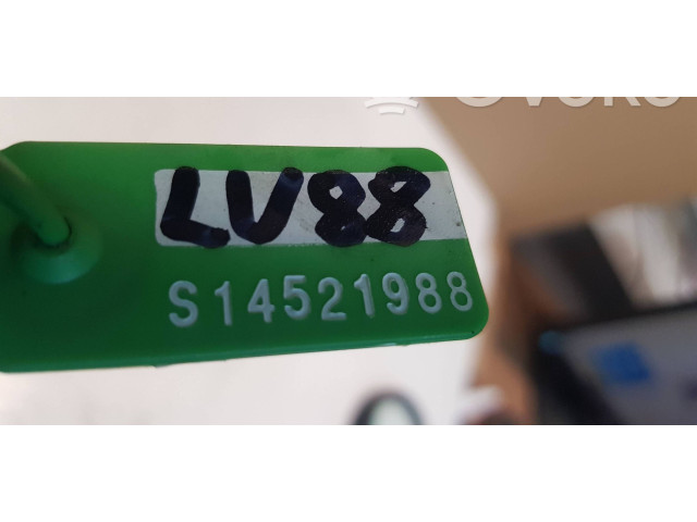 Топливная рампа 31303612 Volvo S60