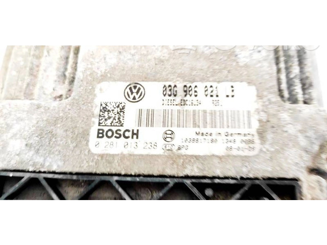 Блок управления двигателя 03G906021LB, 0281013238 Skoda Octavia Mk2 (1Z)