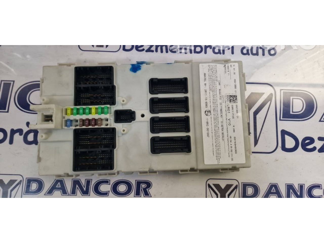 Pojistková skříňka 6856747 BMW 5 F10 F11 2012