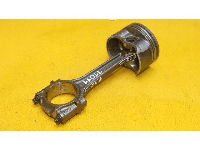 Поршень с шатуном Volkswagen Golf VI