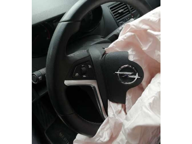 Руль Opel Meriva B  2010 - 2016 года       