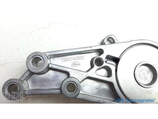 Устройство натяжки ремня