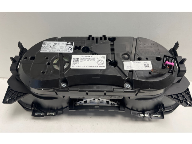 Панель приборов 3V0920941C Skoda Superb B8 (3V)