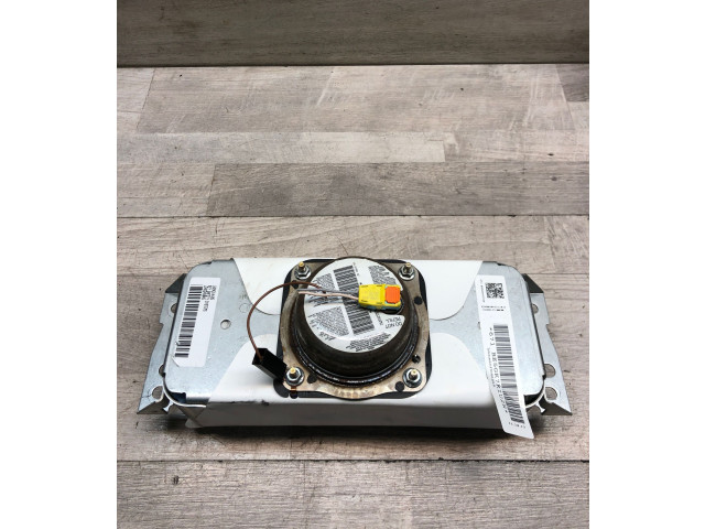 Подушка безопасности пассажира Audi Q5 SQ5