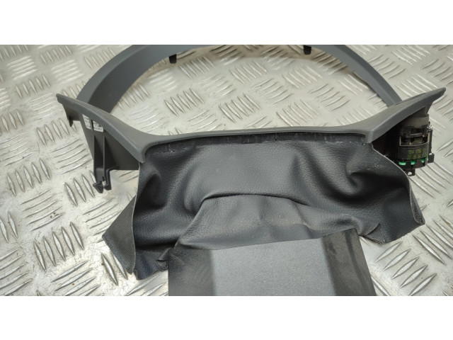 Отделка приборного щитка