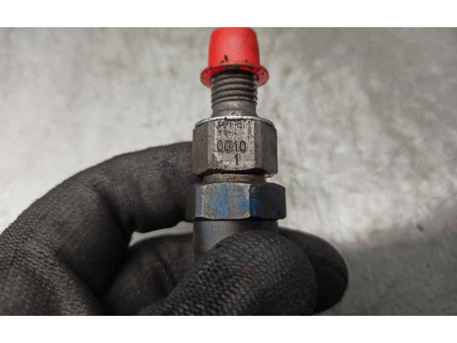 Форсунка Mitsubishi Montero 4D56