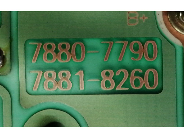 Přístrojová deska KIA Carnival 2004 L2A0K52A55430A