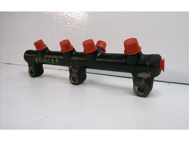 Vstřikovací lišta R9144Z060A   KIA Carnival    J3 