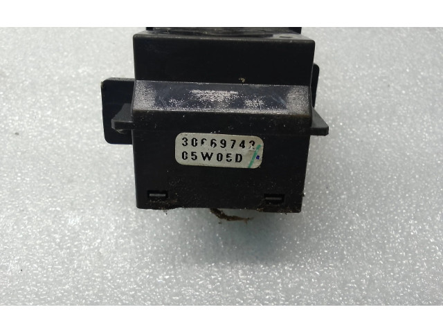 Ручка стеклоочистителей 30669742, 05W05D Volvo XC90