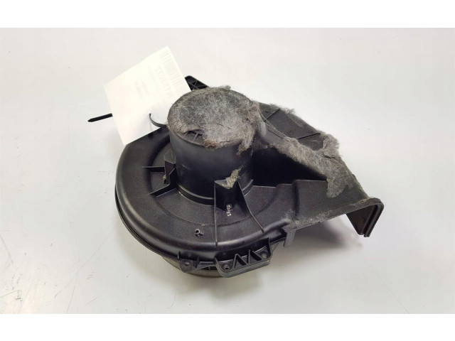 Вентилятор печки    6R1819015   Skoda Fabia Mk3 (NJ)