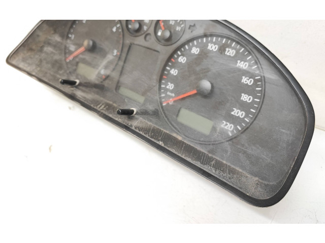 Přístrojová deska Volkswagen Transporter - Caravelle T5 2009 7H0920851S, VWZ7Z0H0557704