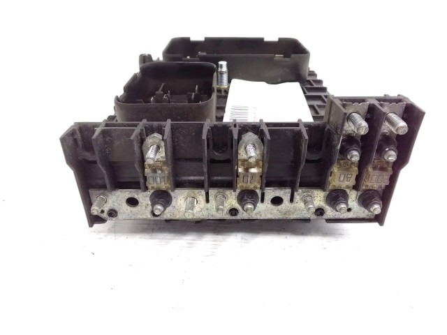 Блок предохранителей 1K0937124K, L2K000087 Volkswagen Caddy