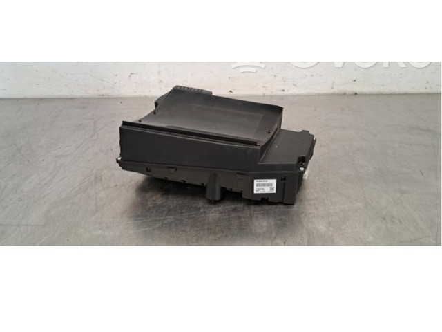 Дисплей Volvo XC90