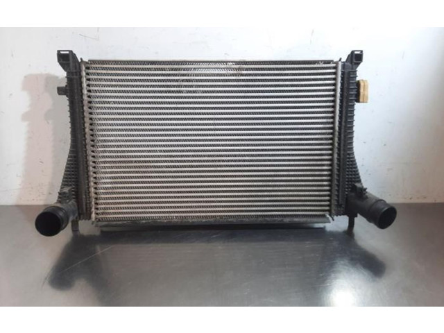 Интеркулер  5Q0145803R   Volkswagen Golf VII 