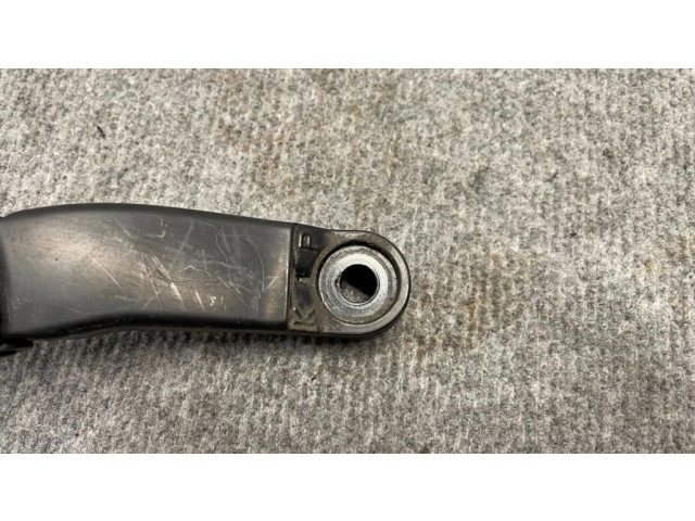 Стеклоочиститель лобового стекла