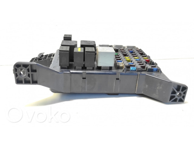 Блок предохранителей 1S7T14A301CC Ford Mondeo Mk III