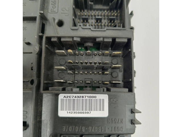 Pojistková skříňka FR3T15604, A2C7432871000 Ford Mustang VI 2016