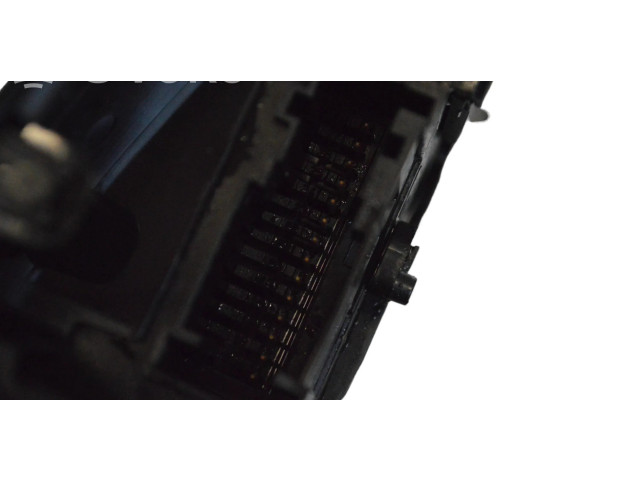 Фонарь освещения передних мест