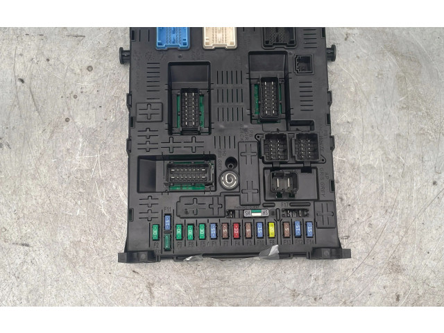 Pojistková skříňka 9678476880 Peugeot 5008 2012