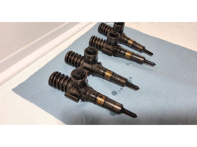 Комплект форсунок 03G130073G    Audi A3 S3 8P   