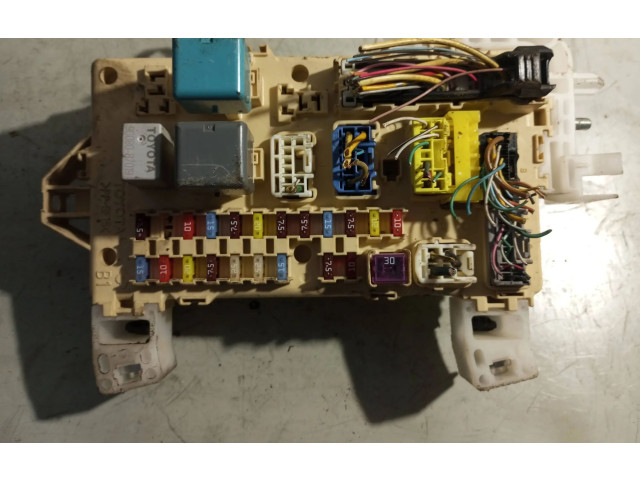 Блок предохранителей  892210F010, 99A066N8130   Toyota Corolla Verso AR10    