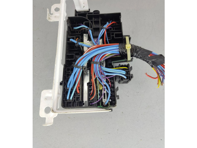 Блок предохранителей 31384034, 0491558   Volvo XC90    