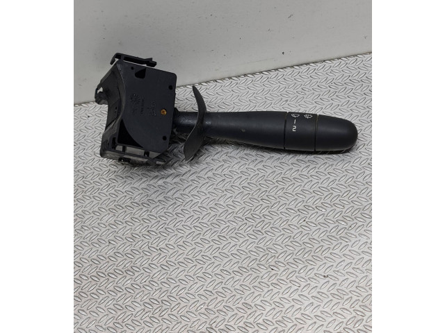 Ручка стеклоочистителей 9010577400   Renault Trafic II (X83)