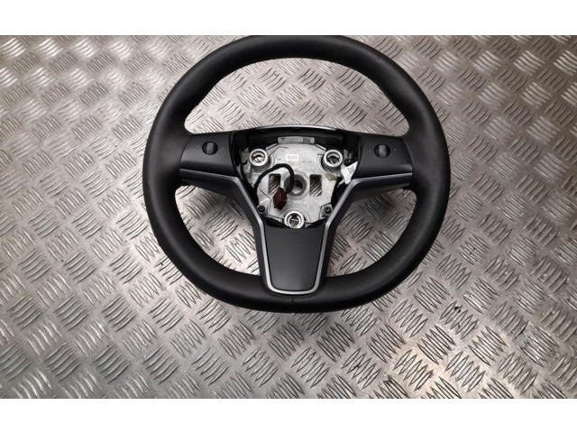 Руль Tesla Model 3 2017 - года 109522290O, H725