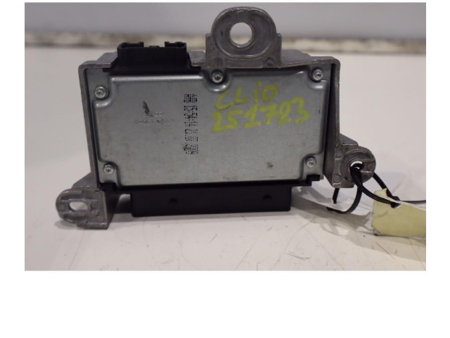 Блок подушек безопасности 8200963406 Renault Clio III
