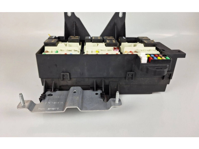 Блок предохранителей GX7314C445AA Jaguar XE