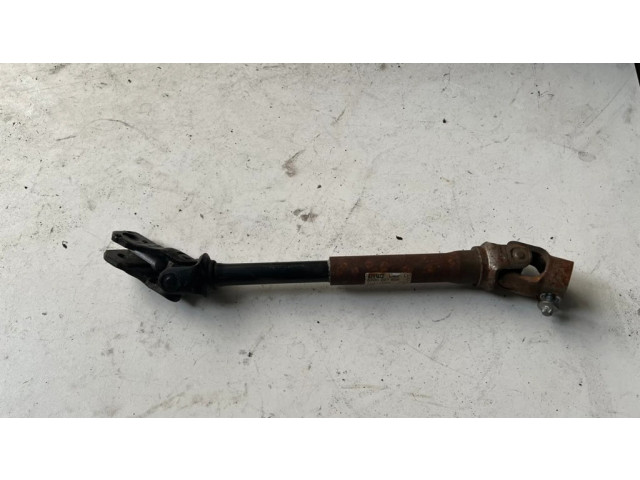 Крестовидная связь оси рулевого колеса