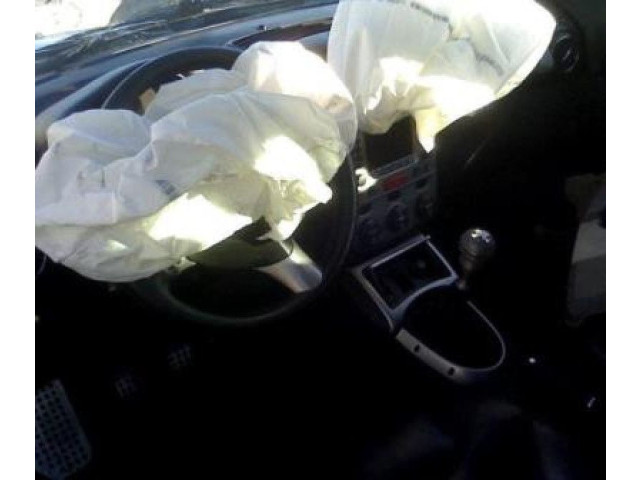 Двигатель стеклоочистителей 77363947 Alfa Romeo GT