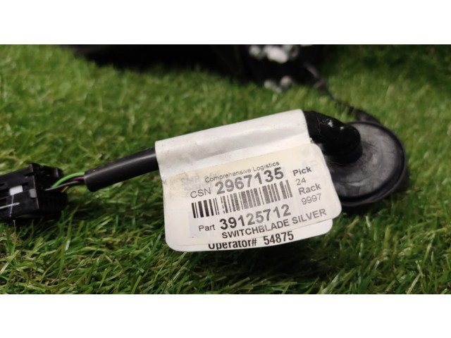 Zpětné zrcátko levé Chevrolet Cruze II 2018 39125712, 2967135