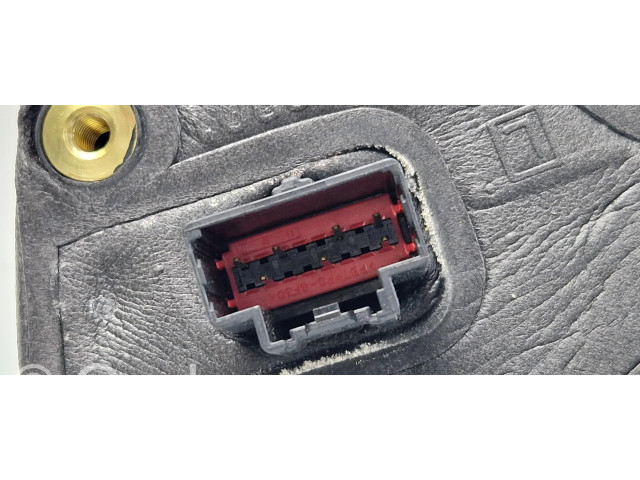 Зеркало электрическое     левое    Ford Escape IV  2020- года   