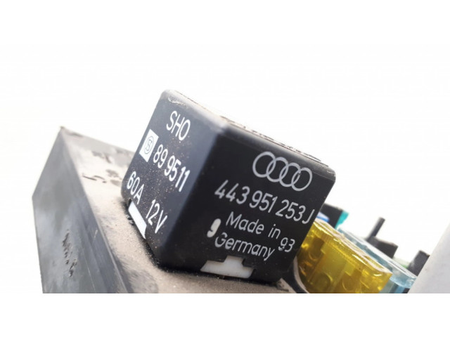 Pojistková skříňka 443941822B, 223 Audi 80 90 S2 B4 1994