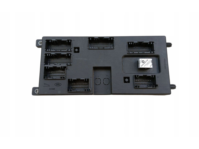 Блок предохранителей Jaguar XE