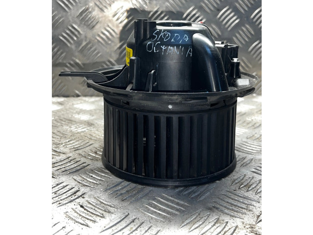 Вентилятор печки 3C0907521B, 994044P Skoda Octavia Mk2 (1Z)