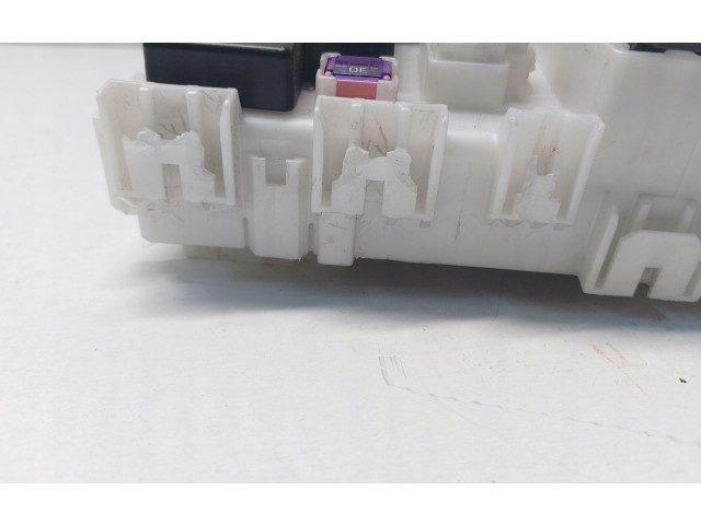 Pojistková skříňka P6009369 Suzuki Swift II 2015