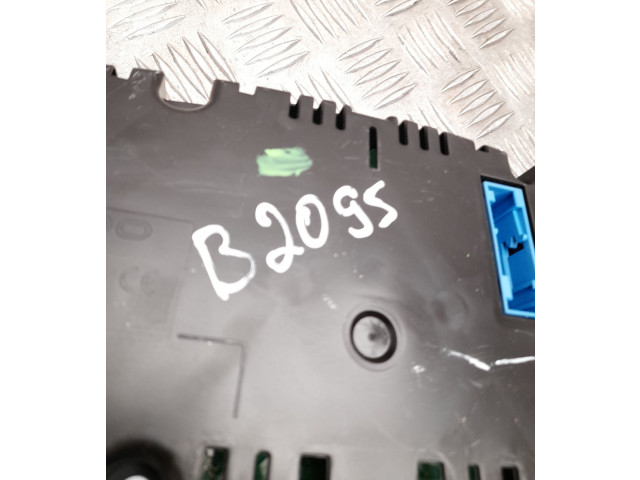 Панель приборов 1T0920975E, B2095 Volkswagen Touran II