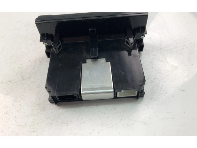 Дисплей    31268055   Volvo C30