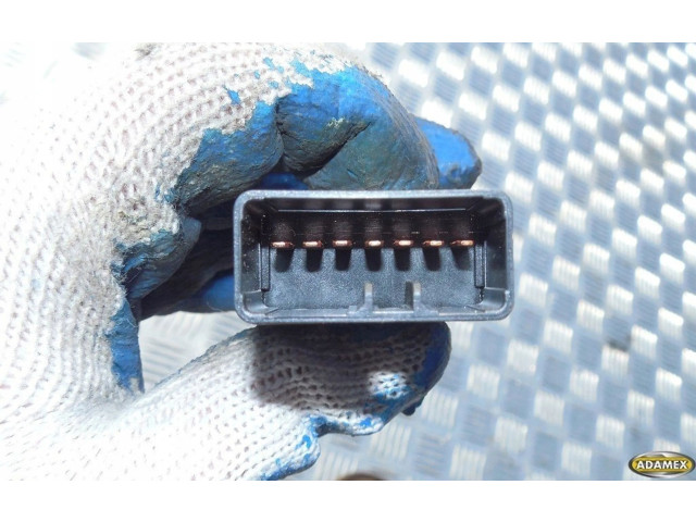 Включатель скорости стеклоочистителей    SsangYong Rexton I