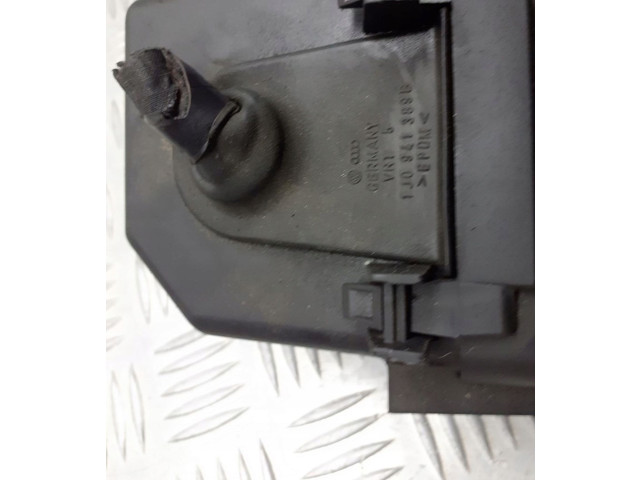 Блок предохранителей 1J0941389 Audi A3 S3 8L