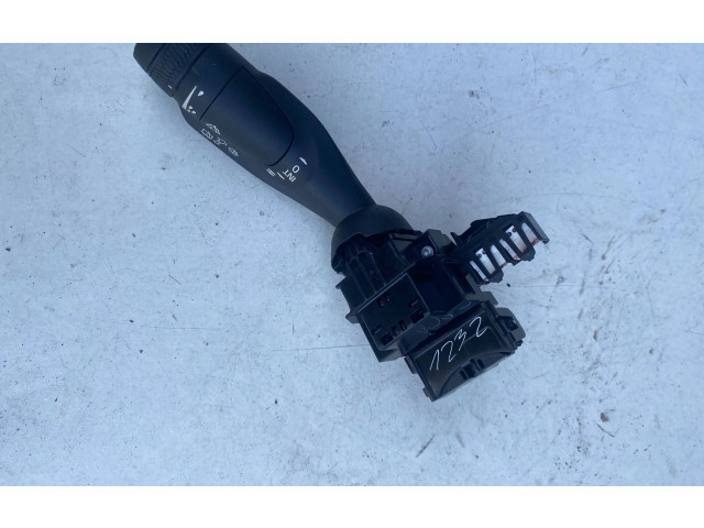 Ручка стеклоочистителей 31674103, L0607LU67 Volvo XC90